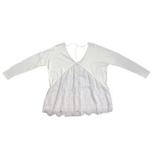 ❌SOLD❌Taylor & Sage Blouse Dress Shirt V Neck Floral- Size S